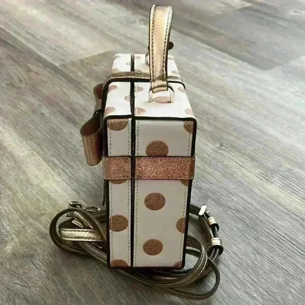 kate spade Wrapping Party Dot Gift Box Crossbody Bag - Picture 10 of 16